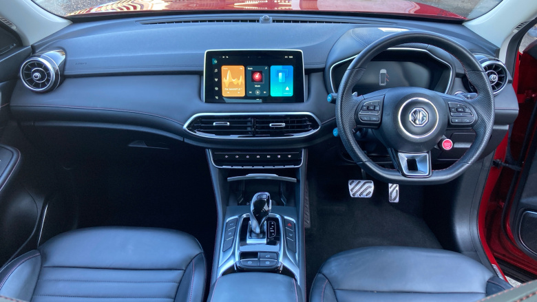 MG HS 1.5 T-GDI Trophy 5dr DCT Petrol Hatchback